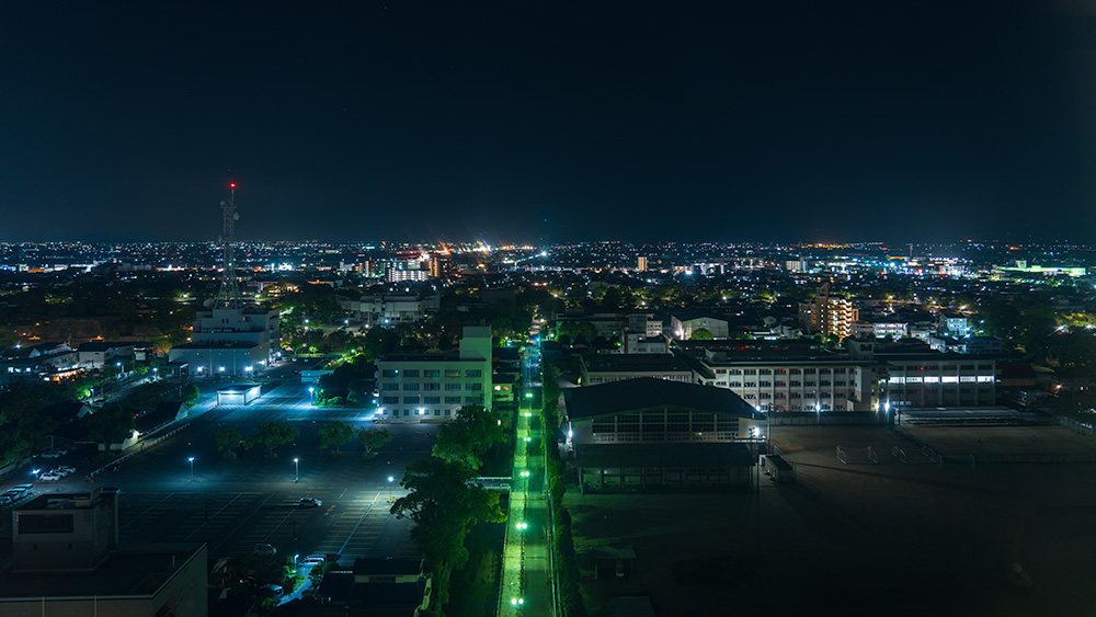 佐賀県庁 展望ホールから見た南側の夜景