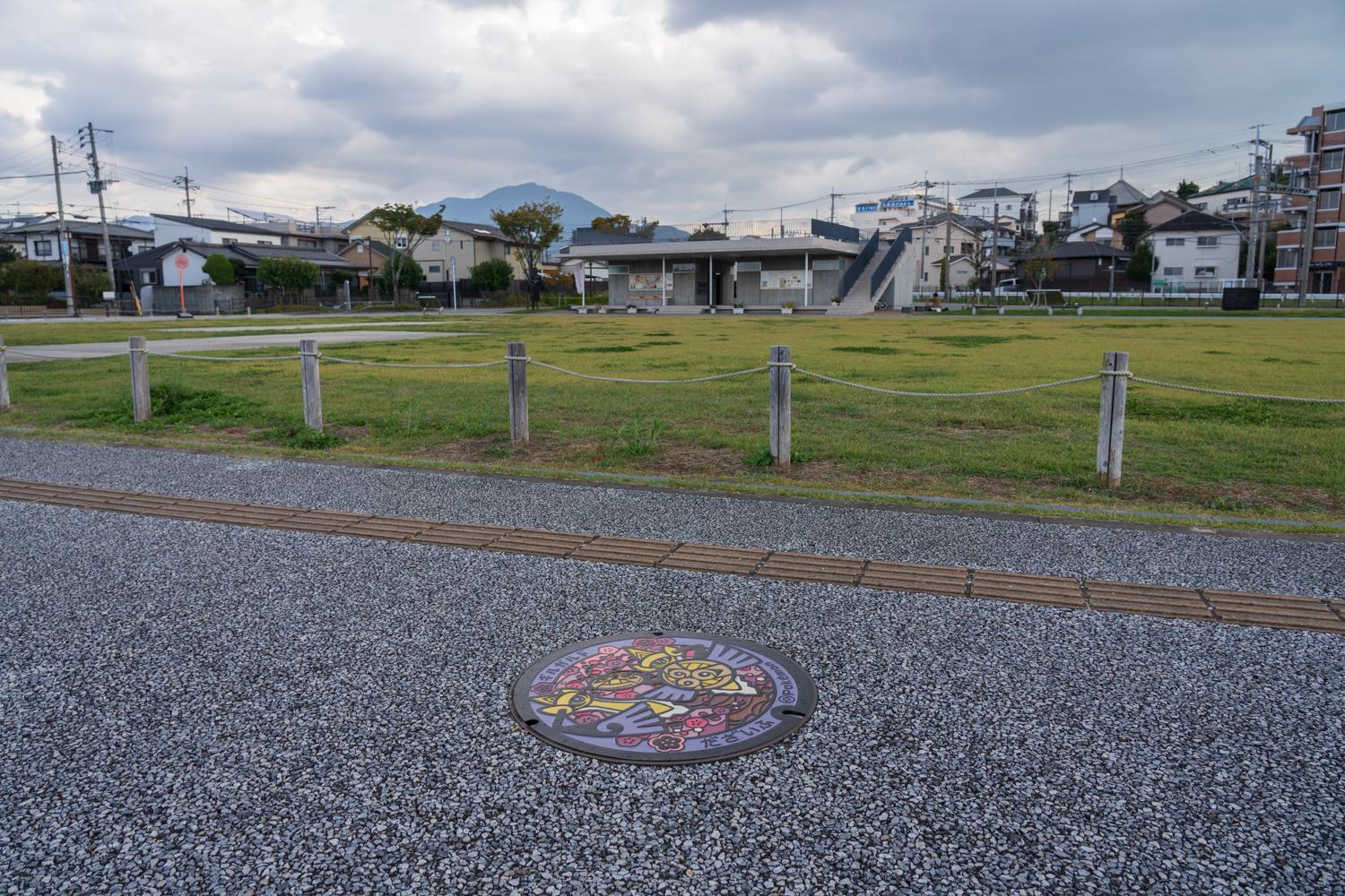 ポケふた（ポケモンマンホール）大宰府跡 客館跡の設置場所 ギルガルド